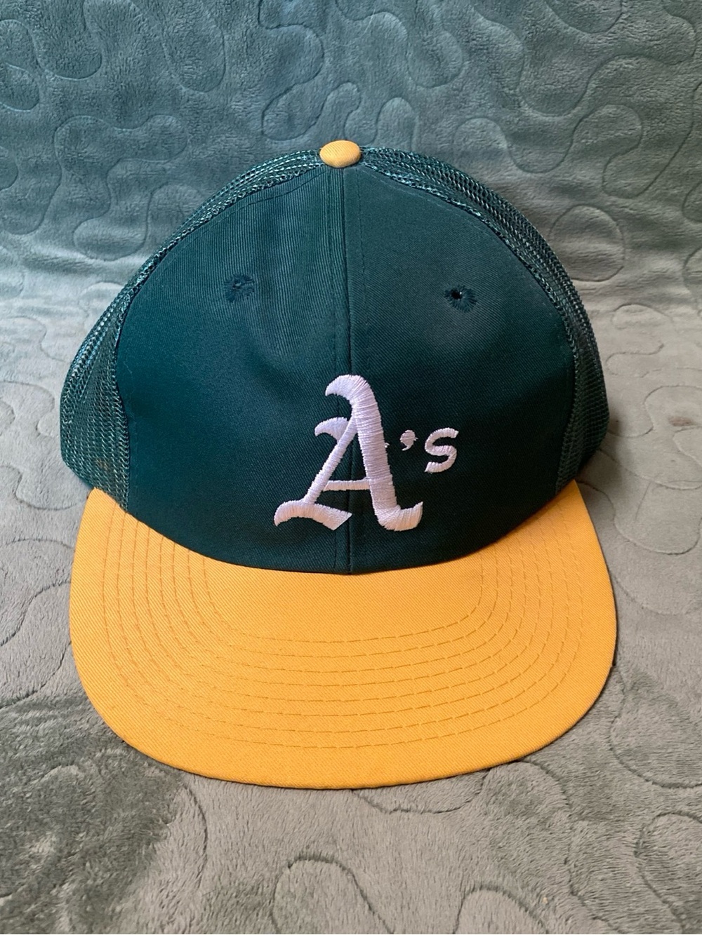 Oakland A's Athletics Trucker Mesh Cap Hat Snapback Vintage 80s